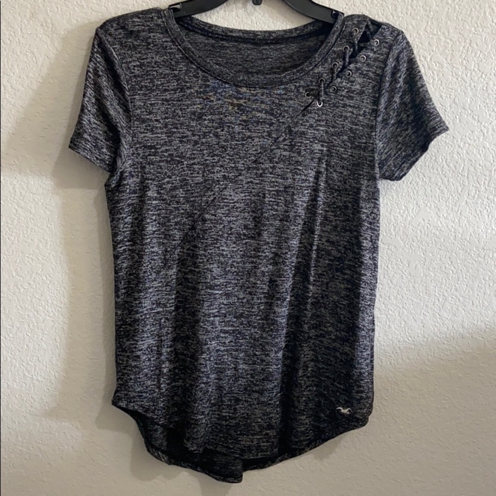 Hollister T-Shirt